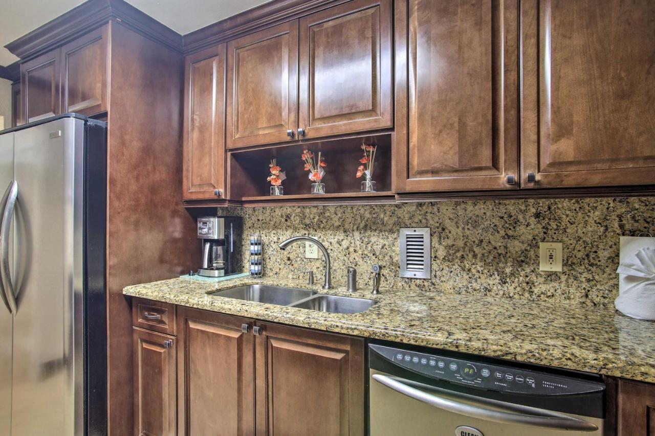 Grand Hollywood Apartment With Stunning Views! Luaran gambar